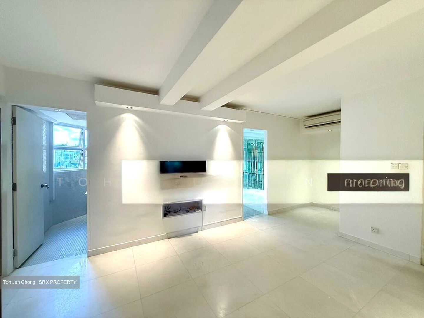 The Riverwalk / Riverwalk Apartments (D1), Apartment #519082991
